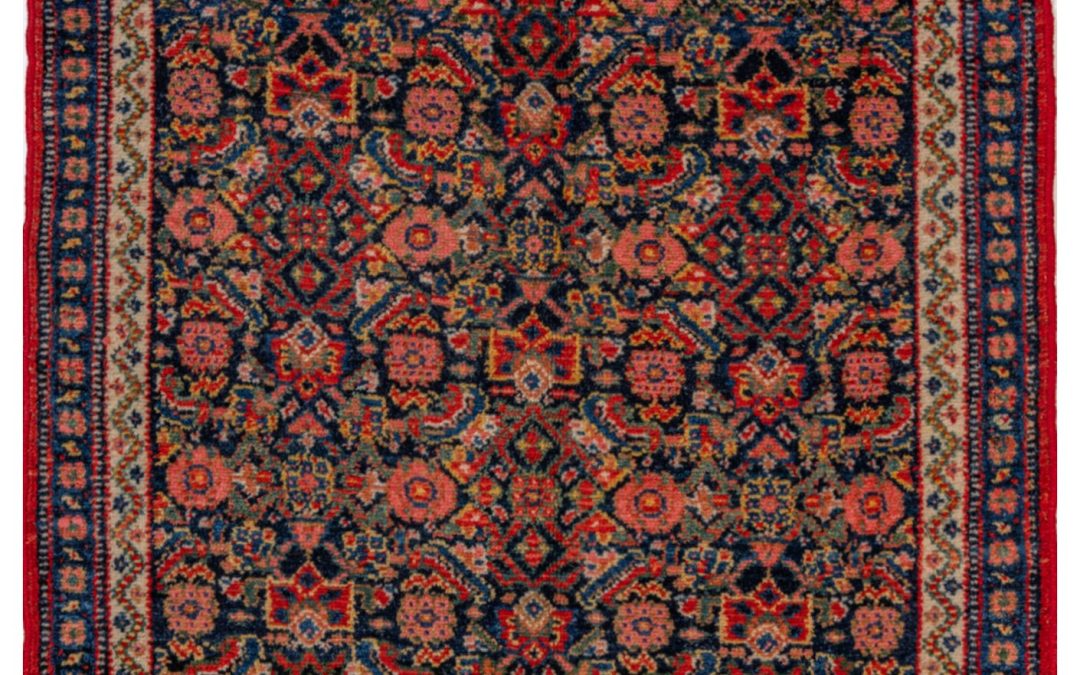 Coppia di tappeti antichi Senneh, 0.93 × 0.63 metri. Tradizione persiana e formato ridotto.