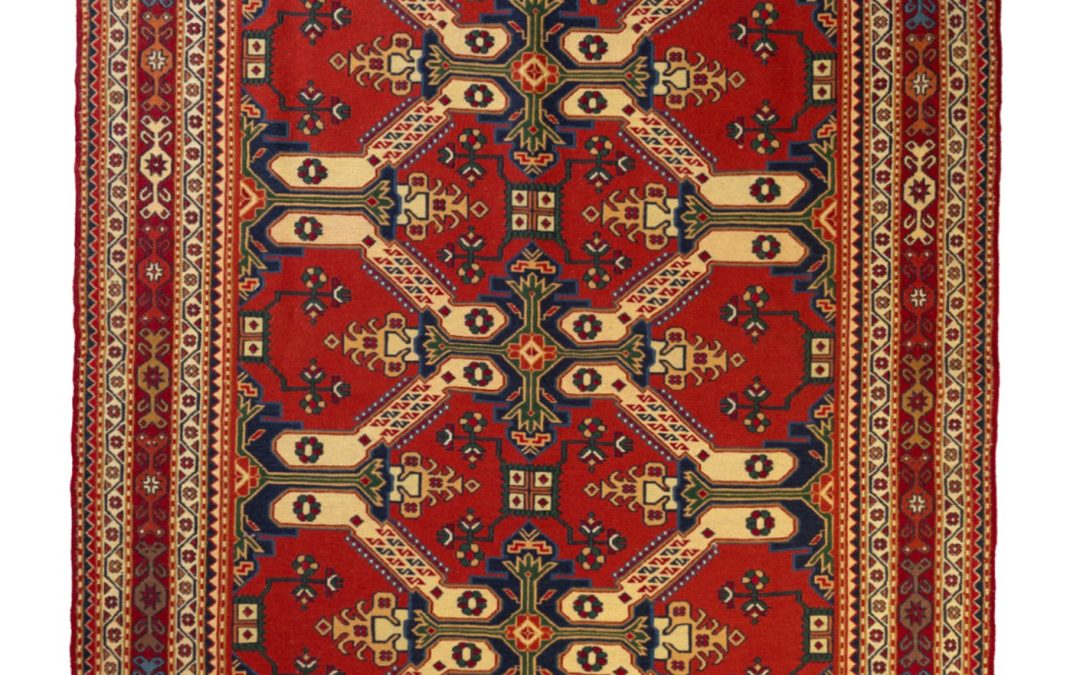 Tappeto Sumak Moghan, misura 2.10 per 1.30 metri. Tessitura piatta, manifattura artigianale e formato rettangolare.